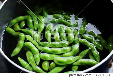 Edamame in a bowl Edamame Edamame Fresh edamame 33001074