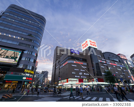 Nagoya city scenery Nagoya station back Bustle of Biwacho North intersection and Bic Camera Nagoya Station west store Evening view Nagoya city scenery Nagoya station back Bustle of Biwacho North intersection and Bic Camera Nagoya Station west store Evening view 33002388