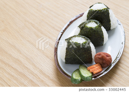 Sea bream Sea bream 33002445