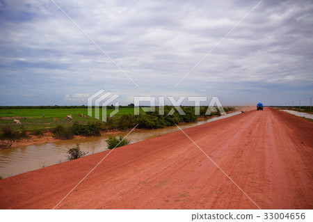 柬埔寨暹粒之路永遠持續下去 33004656