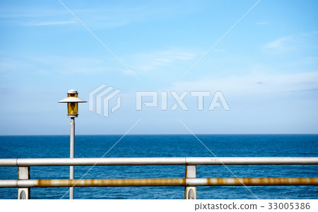 Seaside road 33005386