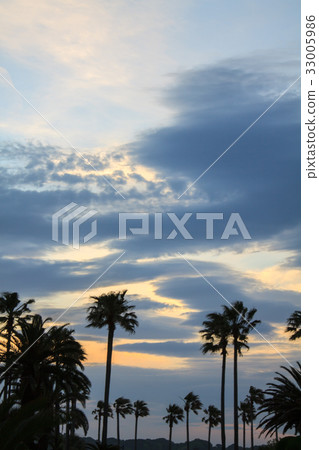 從Kosubo日落富士山的Zushi 33005986