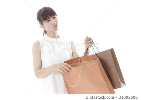 Women who lost what they bought Women who lost what they bought 33008600