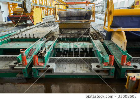 Manufacturing concrete slabs. reinforced concrete Manufacturing concrete slabs. reinforced concrete 33008605