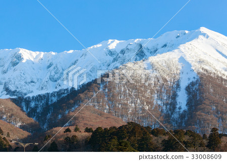 Daisen North Wall from Hakushu-za-Snow View- Daisen North Wall from Hakushu-za-Snow View- 33008609
