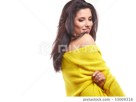 Woman beauty portrait. Smile close up female face. Long hair beauty model. Isolated on white 33009318