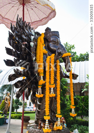 Many cast bronze hands of god Ganesha Many cast bronze hands of god Ganesha 33009385