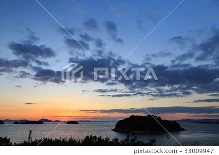 Sunset view of the Seto Inland-Tsusenen Observatory- Sunset view of the Seto Inland-Tsusenen Observatory- 33009947