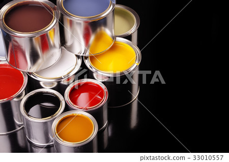 Paint cans 33010557