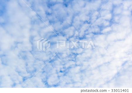 Beautiful blue sky for background 33011401