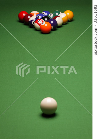 Billiard game! 33011692