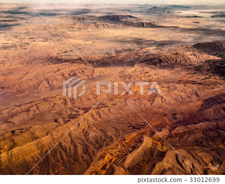 Abu Dhabi's desert from top angle Abu Dhabi's desert from top angle 33012699