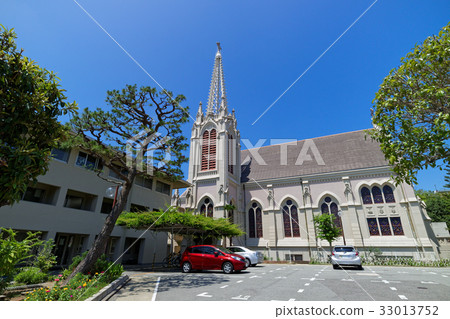 Nishinomiya City Catholic Rakugawa Church 33013752