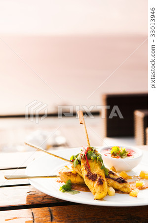 Chicken Satay with peanut sauce 33013946