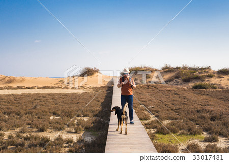 Outdoors lifestyle image of travelling man with 33017481