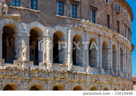 Rome. View of the old town. 33018496