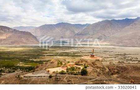 Nubra Valley 33020041
