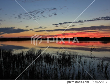 Red sky over the Jammerbugten, Denmark. 33022097