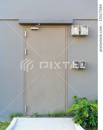 Fire exit door and fire protection system. Fire exit door and fire protection system. 33027884