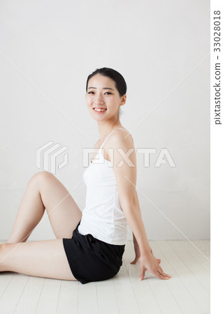 普拉提瑜伽（女） 33028018