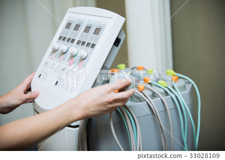 醫用低頻治療儀 33028109