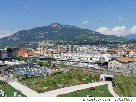 The town of Trento in northern Italy 33028696