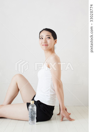 Pilates Yoga (Female) Pilates Yoga (Female) 33028774