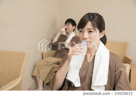 Break room image of hot spring facility Break room image of hot spring facility 33029015