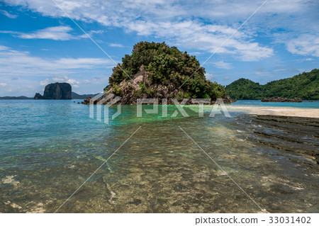 Railay beach in Krabi Thailand 33031402
