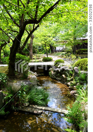 大阪四天王寺的日本庭園 照片素材 圖片 圖庫