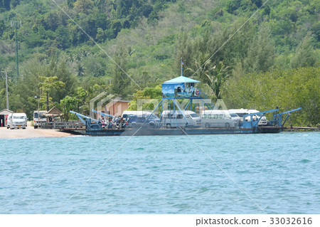 Lanta Ferry boat between krabi and Lanta island Lanta Ferry boat between krabi and Lanta island 33032616