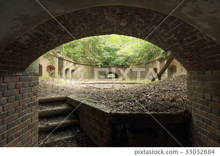 Wakayama Prefecture, Tomogashima, 3rd battery ruins 33032684