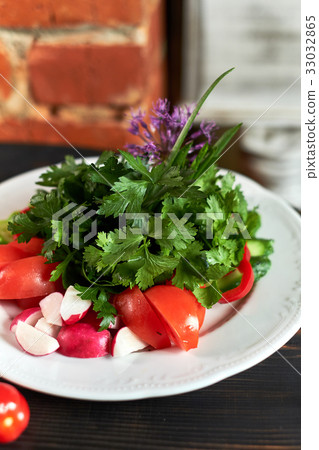Fresh salad of tomatoes, cucumbers, peppers Fresh salad of tomatoes, cucumbers, peppers 33032865
