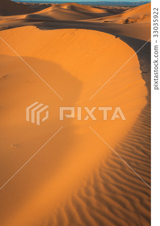 Sand Dunes in the Sahara Desert, Merzouga, Morocco 33035922