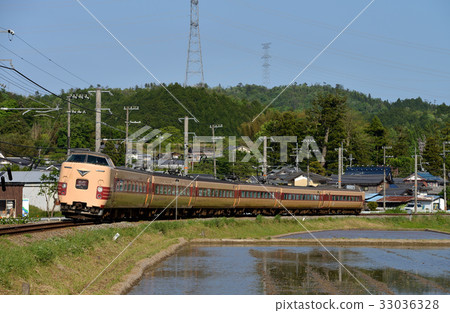 381系列限速快車赤腳6 33036328