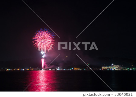 Launch fireworks image seen from the Seto Inland Sea Launch fireworks image seen from the Seto Inland Sea 33040021