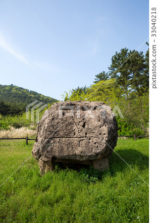 Dolmen,Gochang都爾門廢墟,Gochang-gun,Jeonbuk,韓國 Dolmen,Gochang都爾門廢墟,Gochang-gun,Jeonbuk,韓國 33040218