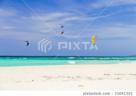 Hatohama Hatohama 33041391