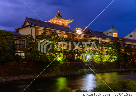 [Shizuoka Prefecture] Traditional Ito inns and the flow of Matsukawa 33041583