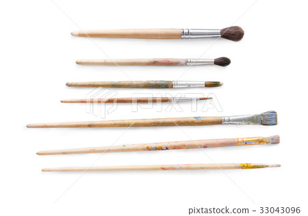Drawing tools, set of dirty paint brushes in row Drawing tools, set of dirty paint brushes in row 33043096