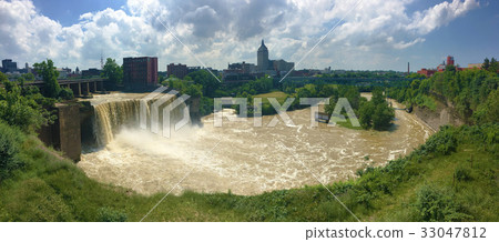 Panorama of the City of Rochester and High Falls 33047812