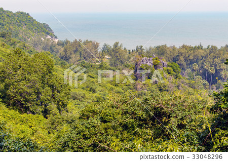 Khao Sam Roi Yot national park in Kui Buri 33048296
