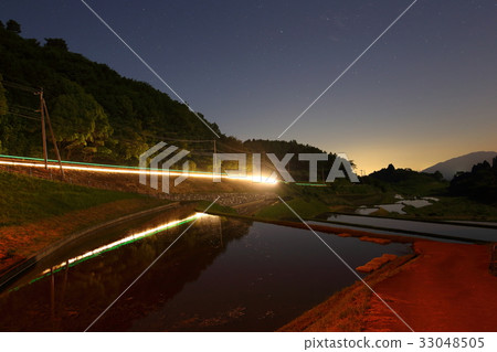 Paddy field at night Paddy field at night 33048505