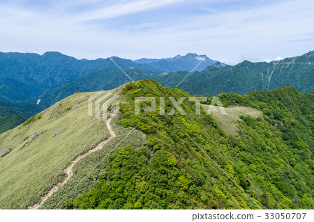 Self-sufficiency head (Golden headdressing) / Ishizukiyama series aerial photograph 33050707