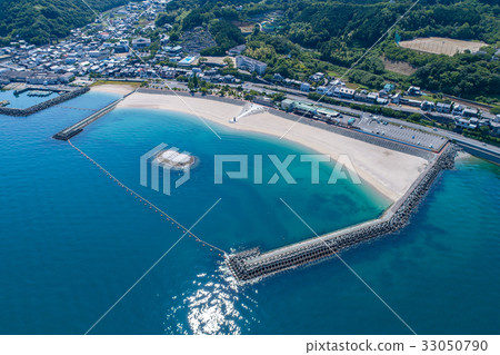 Drone aerial view of Futami Seaside Park (Futami-cho, Iyo City, Ehime Prefecture) Drone aerial view of Futami Seaside Park (Futami-cho, Iyo City, Ehime Prefecture) 33050790