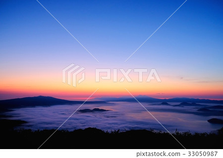 Kussharo Lake Tsubetsu Pass Sunrise Morning Sunshade Unkai Sea（北海道筑波町） 33050987