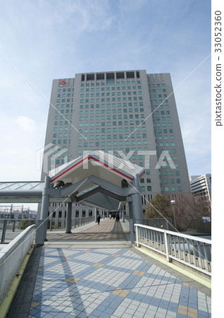 辦公樓和行人甲板 33052360
