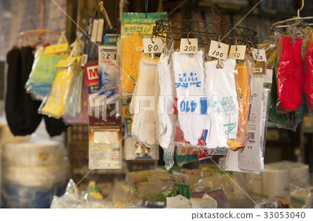 粗糙店舖的店面 33053040