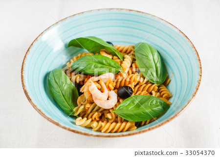 pasta with shirmps pasta with shirmps 33054370
