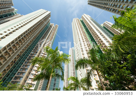 Building skyscraper from low angle Building skyscraper from low angle 33060953